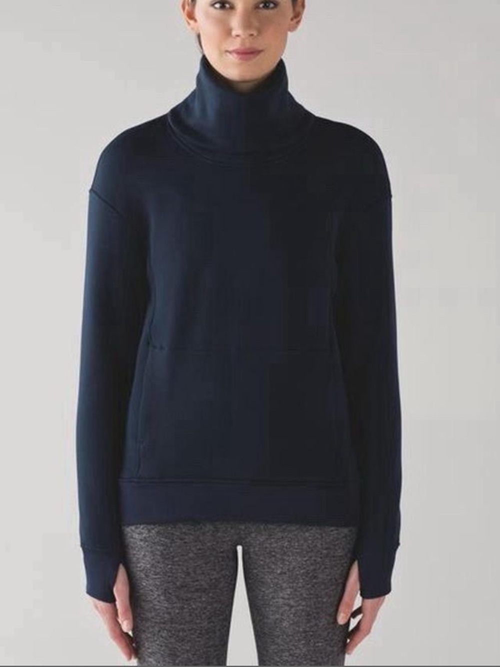 Lululemon Kick The Cold Funnel Neck Sweatshirt in Navy Blue Medium